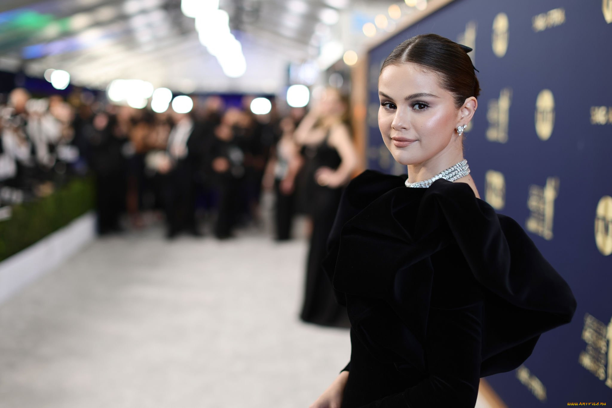 selena gomez - 28th annual screen actors guild awards in santa monica , 2022, , selena gomez, c, , , 28, , , , , , 